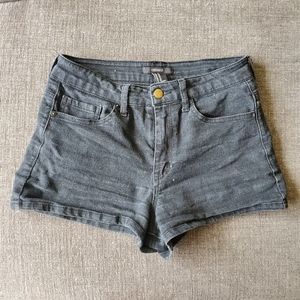 [SOLD] F21 HW booty shorts